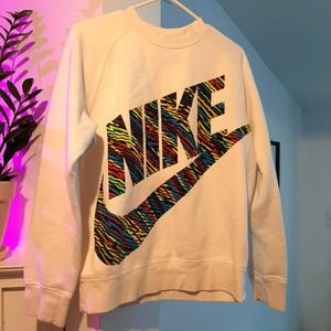 90's Retro Vintage Nike Crewneck Sweater